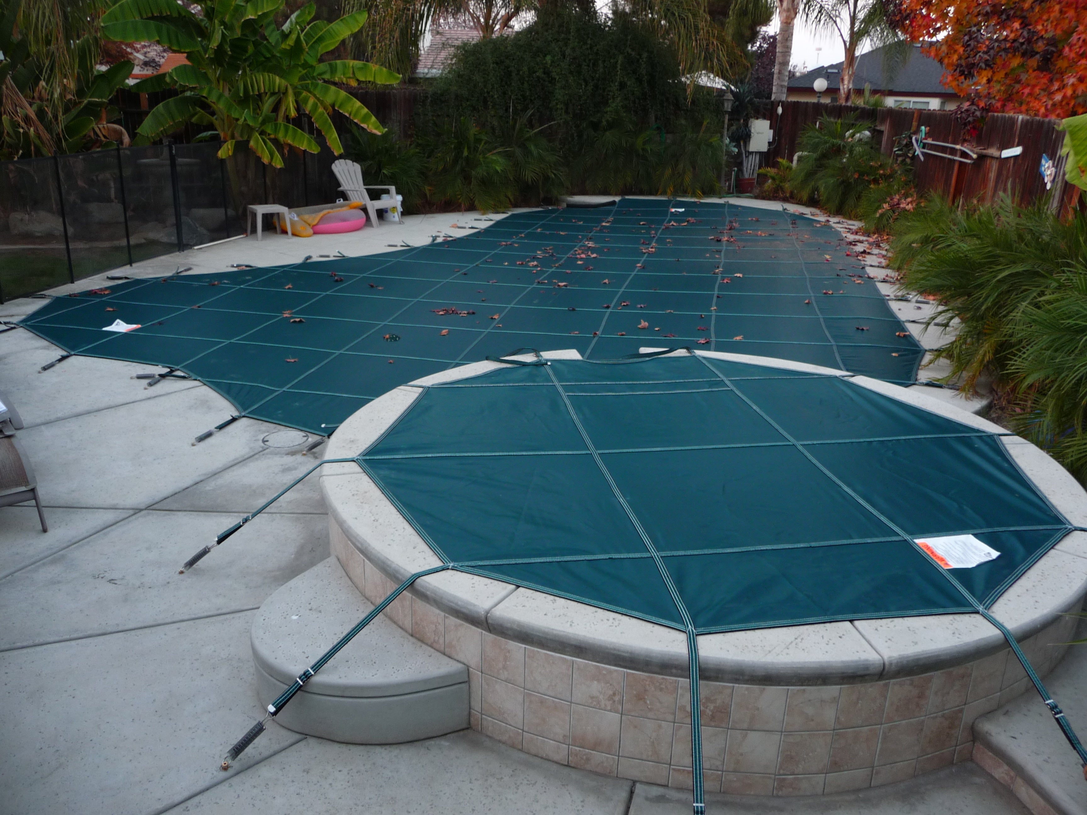 green pool cover